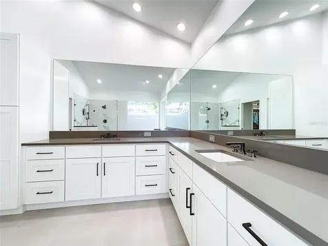 3362 Charles Macdonald Drive Sarasota FL 34240