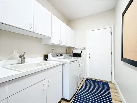 3362 Charles Macdonald Drive Sarasota FL 34240