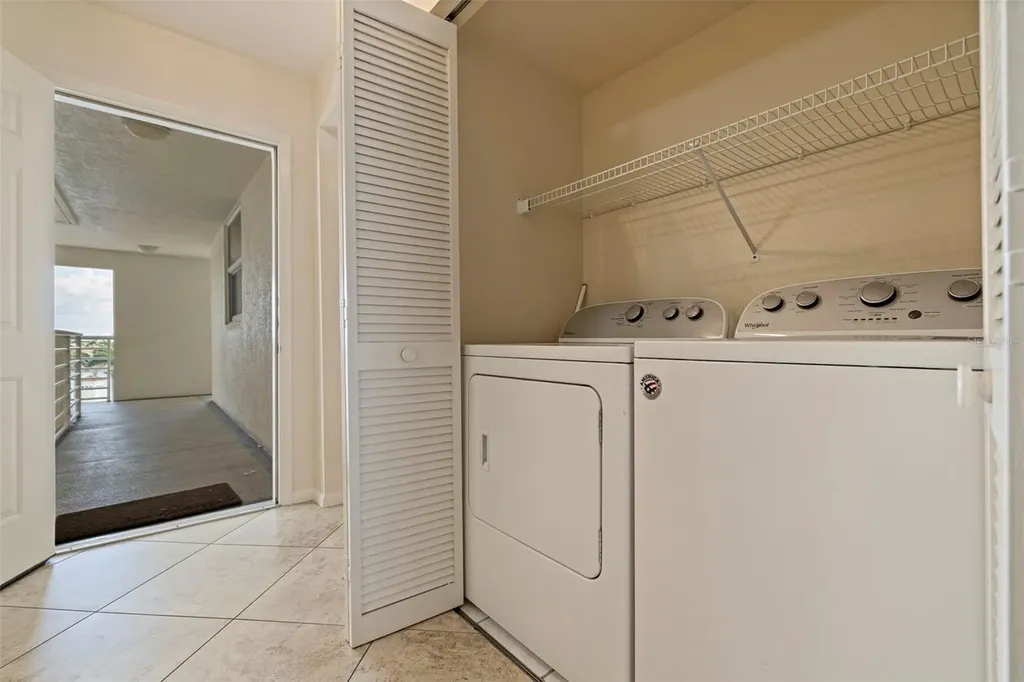6105 Bahia Del Mar Circle St Petersburg FL 33715