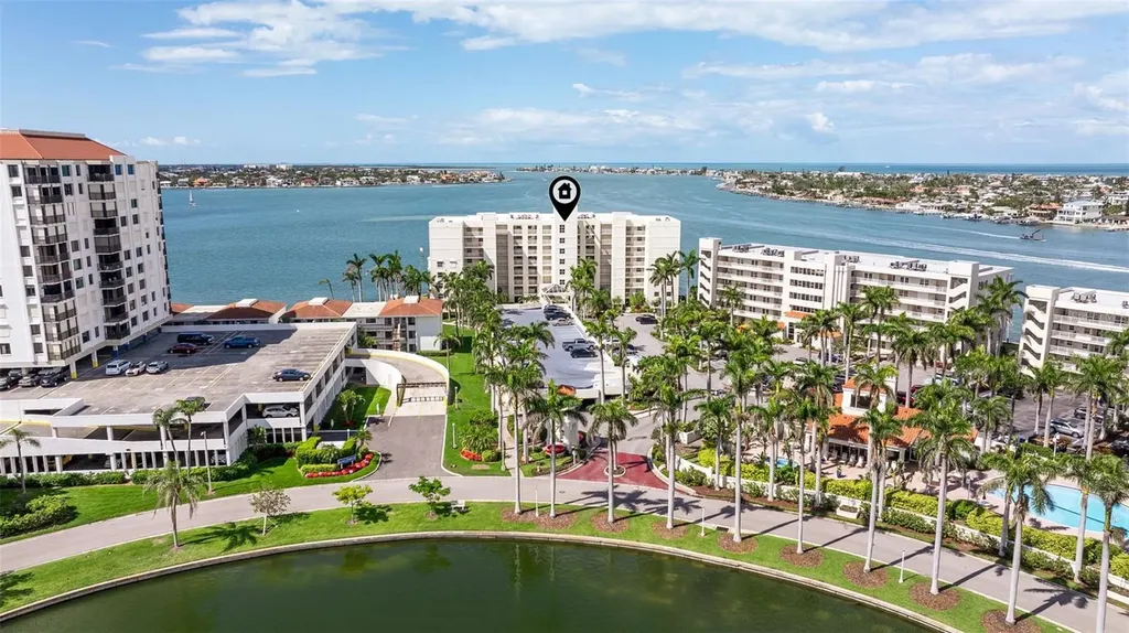 6105 Bahia Del Mar Circle St Petersburg FL 33715