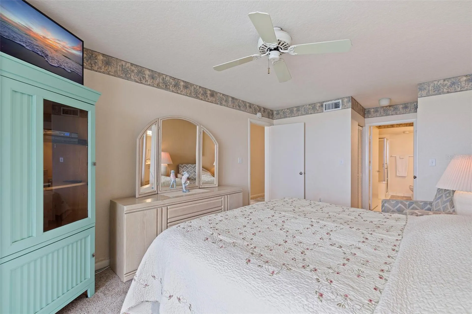 6105 Bahia Del Mar Circle St Petersburg FL 33715