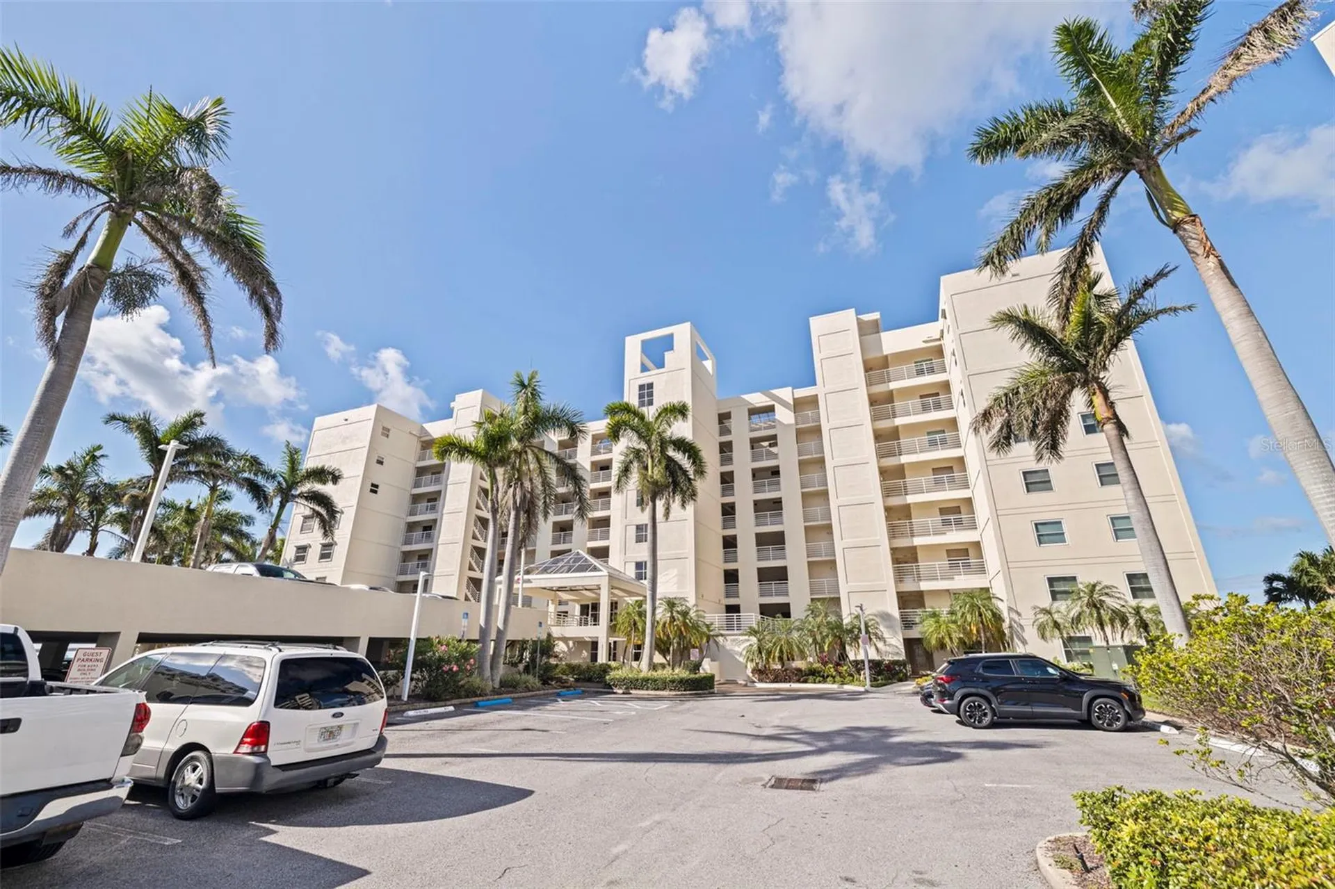 6105 Bahia Del Mar Circle St Petersburg FL 33715