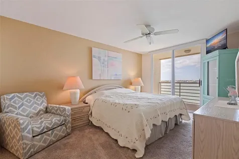 6105 Bahia Del Mar Circle St Petersburg FL 33715