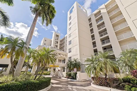 6105 Bahia Del Mar Circle St Petersburg FL 33715