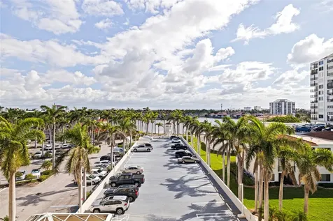 6105 Bahia Del Mar Circle St Petersburg FL 33715