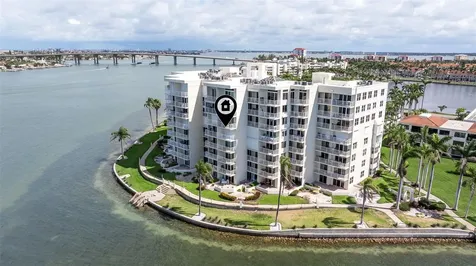 6105 Bahia Del Mar Circle St Petersburg FL 33715