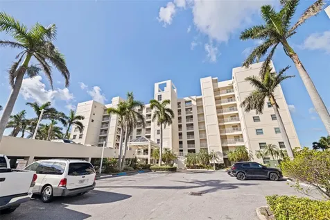 6105 Bahia Del Mar Circle St Petersburg FL 33715