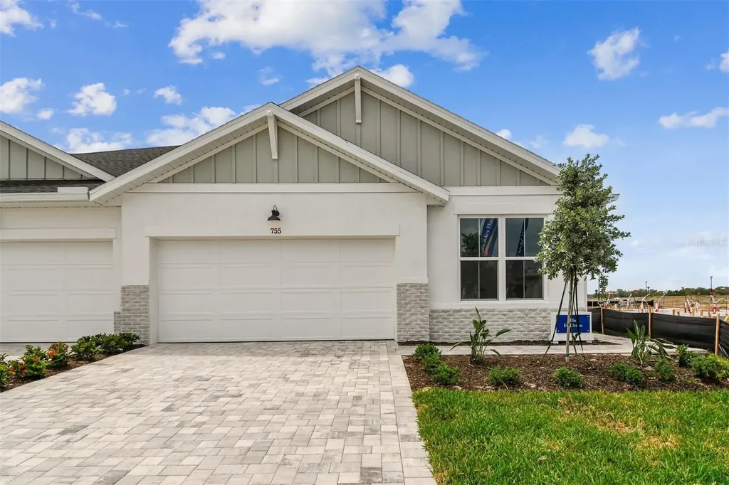 755 Maldives Trail Sarasota FL 34234