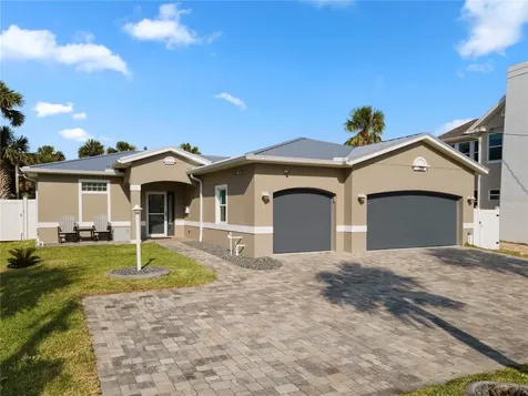 725 N Grandview Avenue Daytona Beach FL 32118