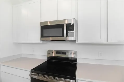 749 Lake Dell Avenue Dundee FL 33838