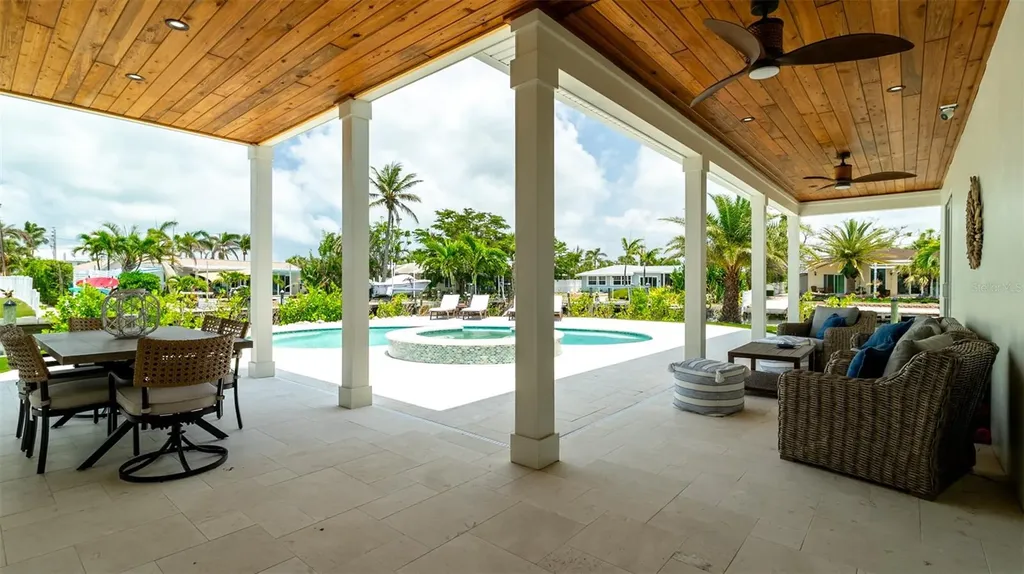 603 Emerald Lane Holmes Beach FL 34217