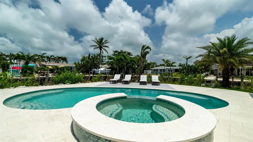 603 Emerald Lane Holmes Beach FL 34217