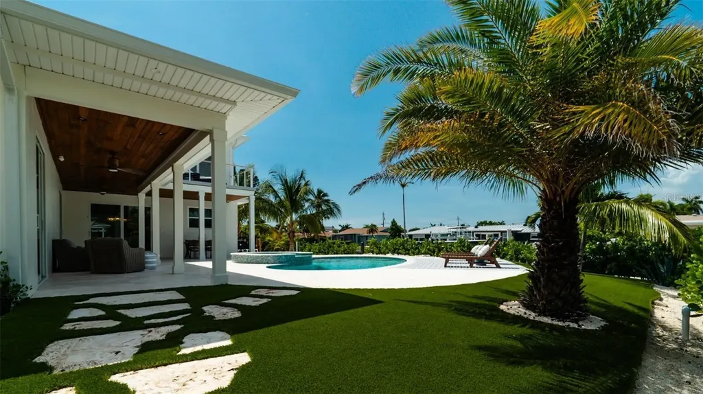 603 Emerald Lane Holmes Beach FL 34217