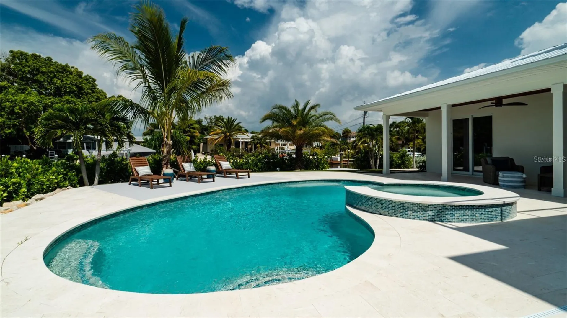 603 Emerald Lane Holmes Beach FL 34217