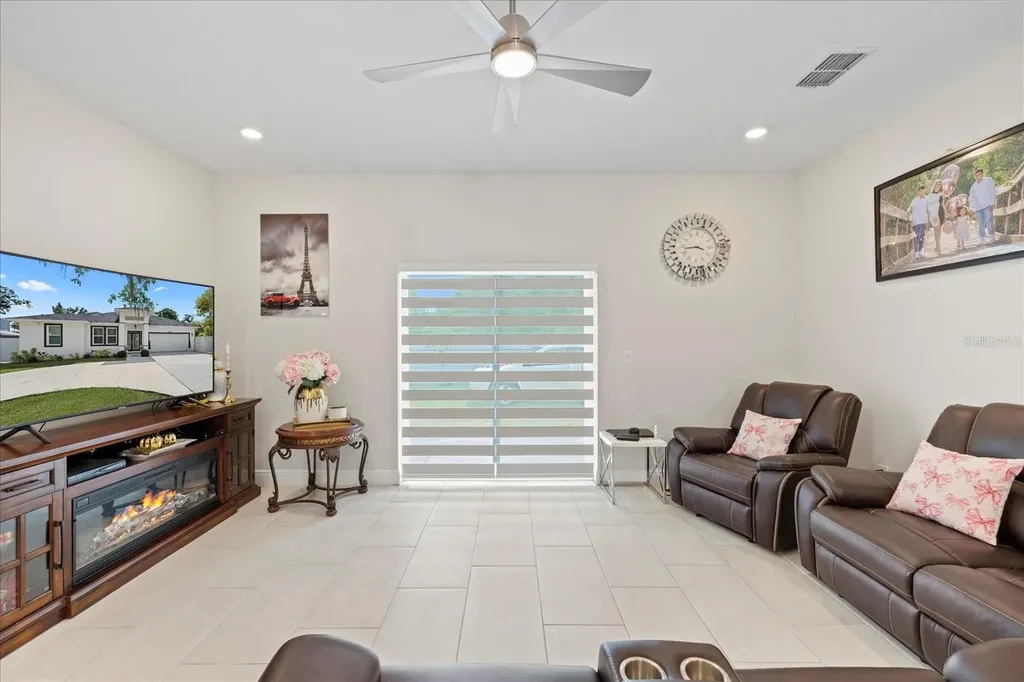 19212 Sunlake Boulevard Lutz FL 33558