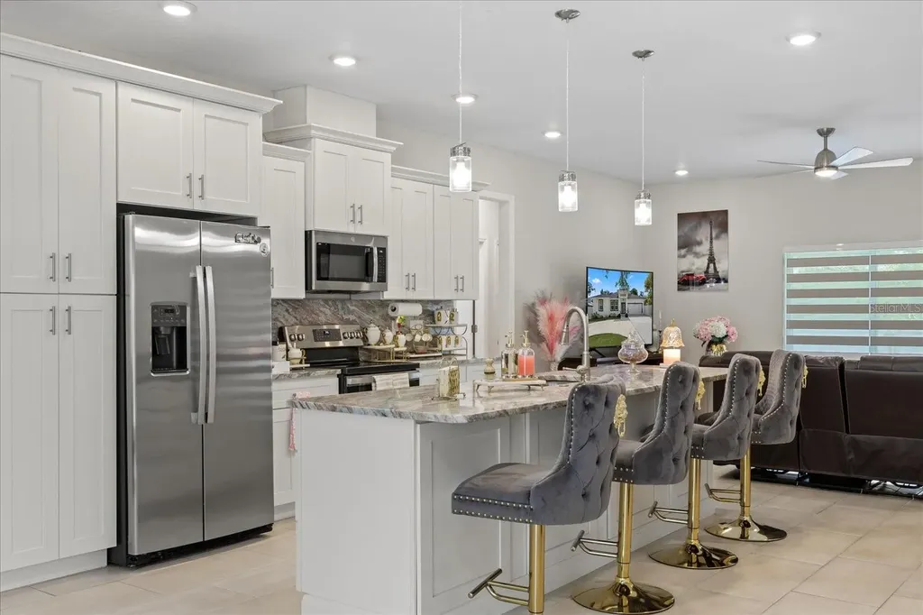 19212 Sunlake Boulevard Lutz FL 33558