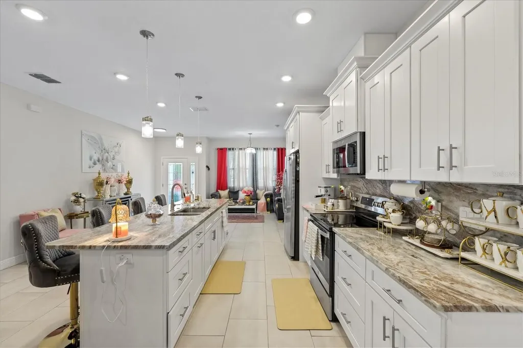 19212 Sunlake Boulevard Lutz FL 33558