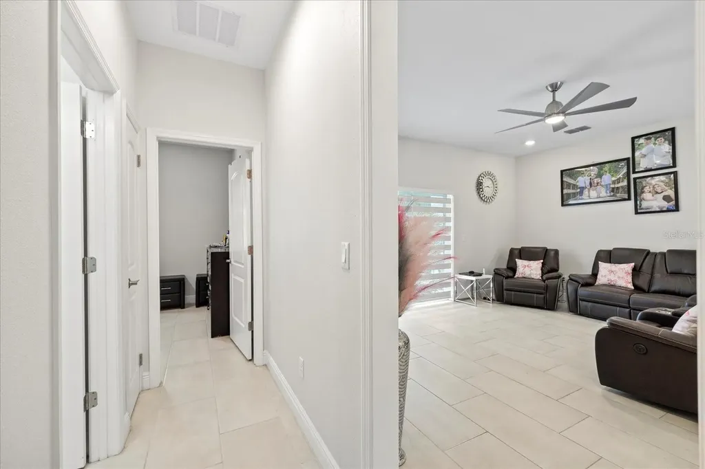 19212 Sunlake Boulevard Lutz FL 33558