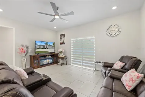 19212 Sunlake Boulevard Lutz FL 33558