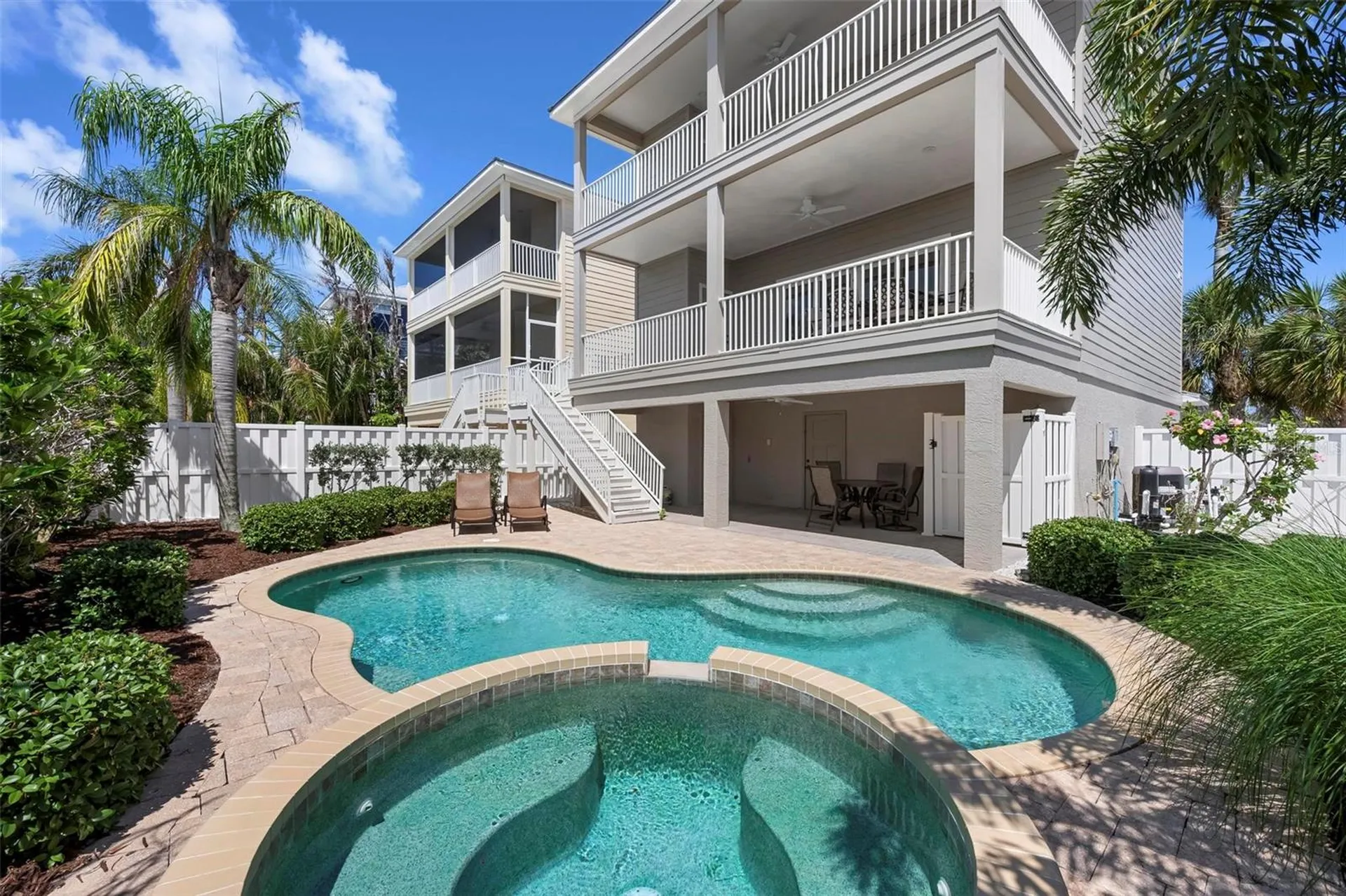 215 65th Street Holmes Beach FL 34217