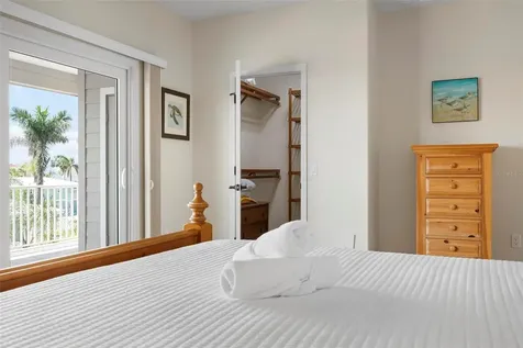 215 65th Street Holmes Beach FL 34217