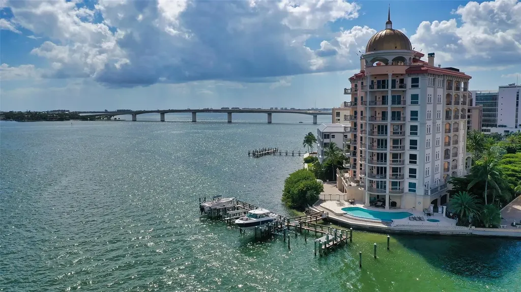 420 Golden Gate Point Sarasota FL 34236