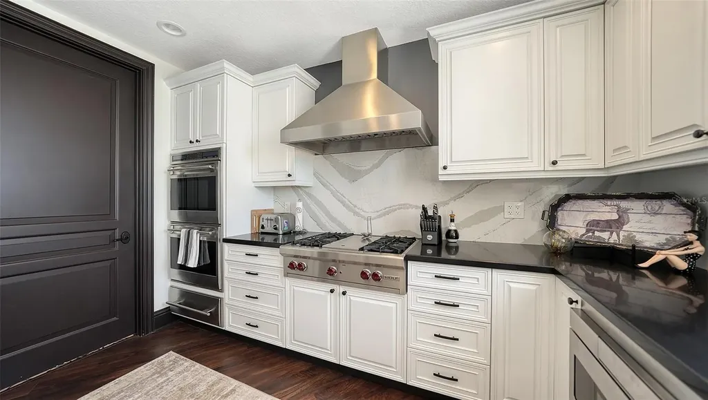 420 Golden Gate Point Sarasota FL 34236