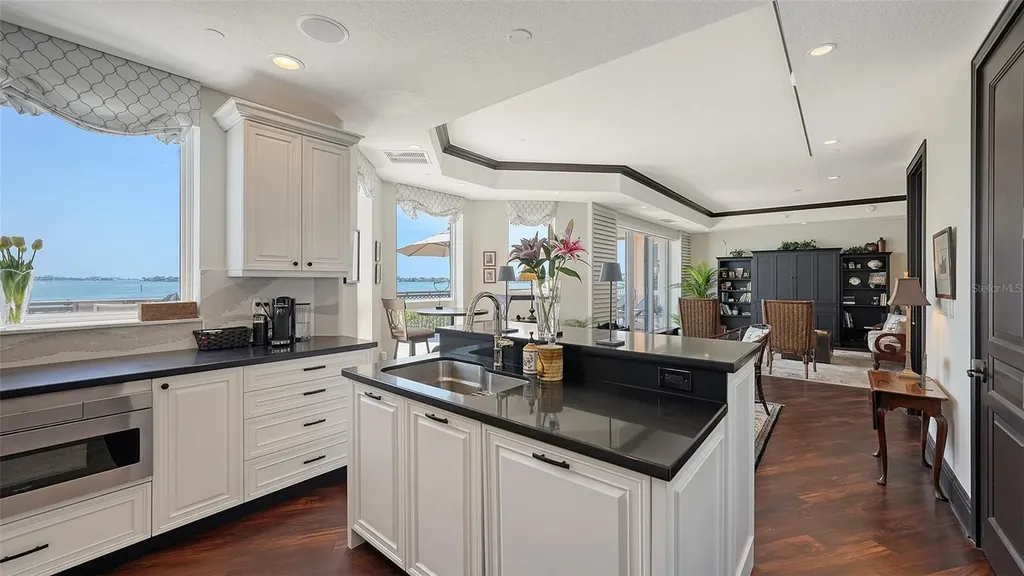420 Golden Gate Point Sarasota FL 34236