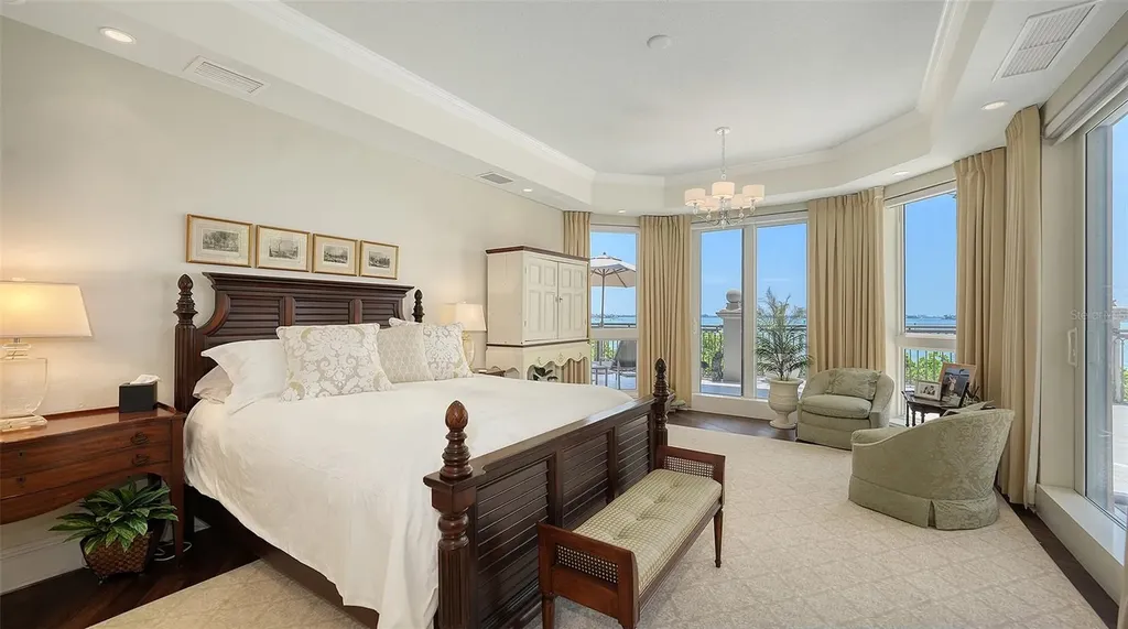 420 Golden Gate Point Sarasota FL 34236