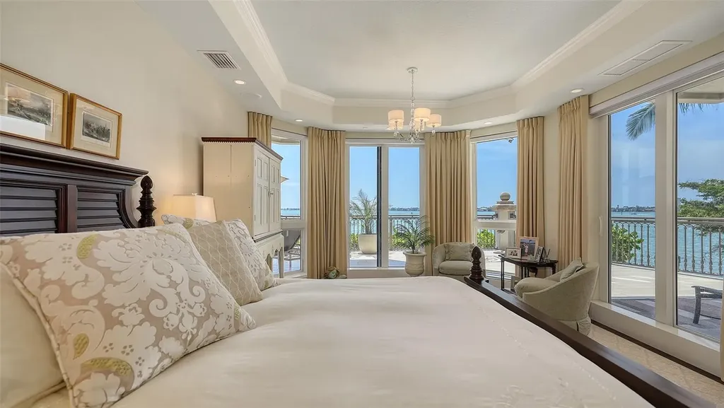 420 Golden Gate Point Sarasota FL 34236