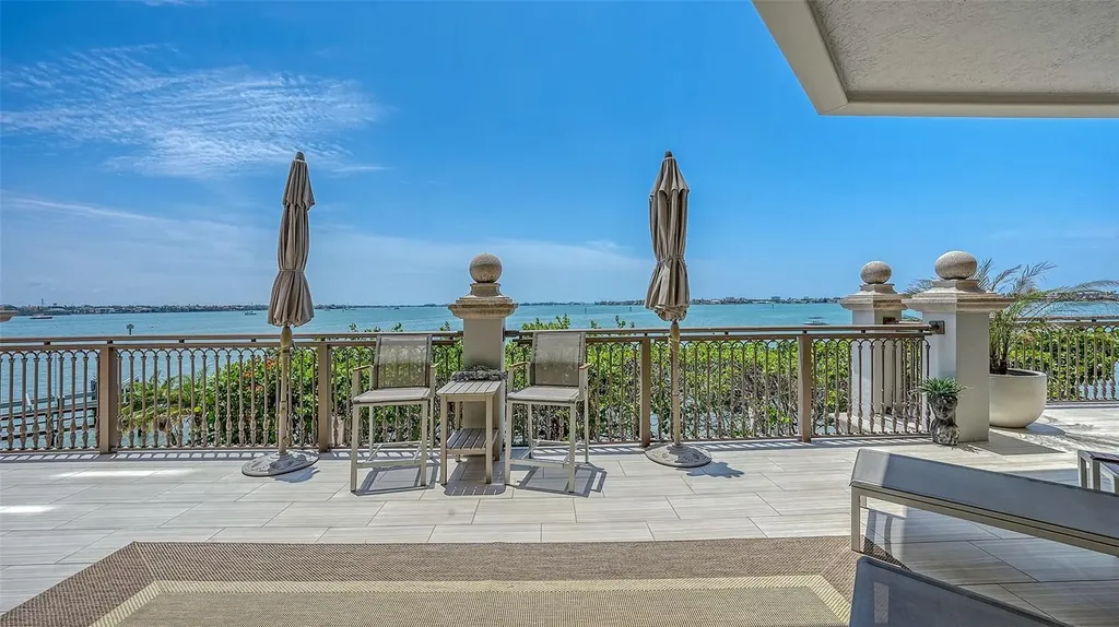 420 Golden Gate Point Sarasota FL 34236