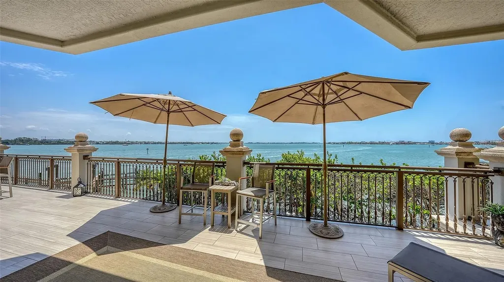420 Golden Gate Point Sarasota FL 34236
