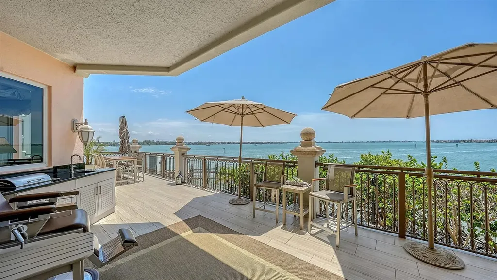 420 Golden Gate Point Sarasota FL 34236