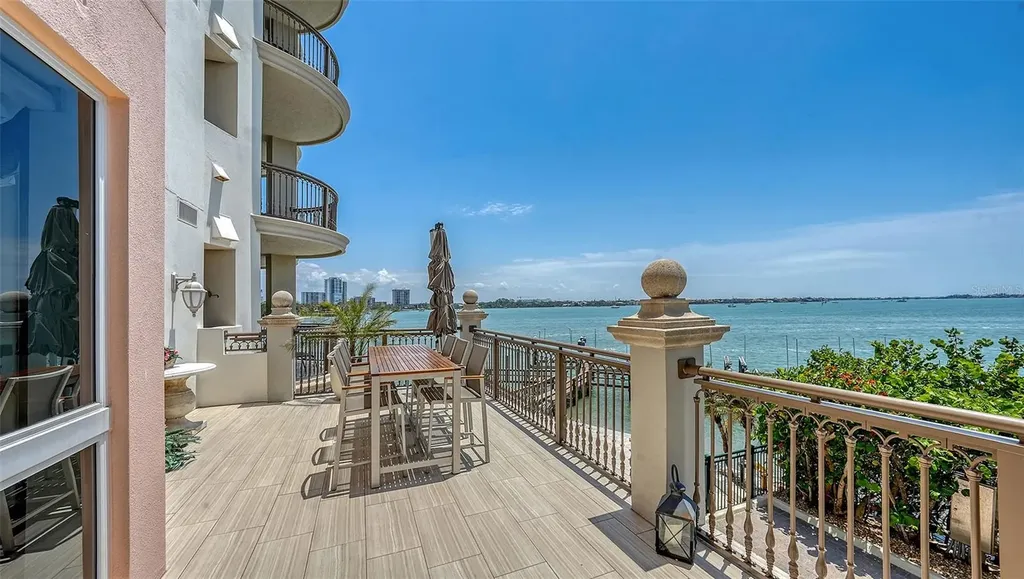 420 Golden Gate Point Sarasota FL 34236