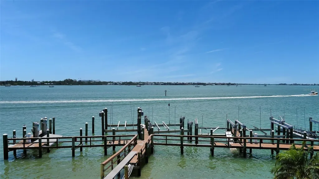 420 Golden Gate Point Sarasota FL 34236