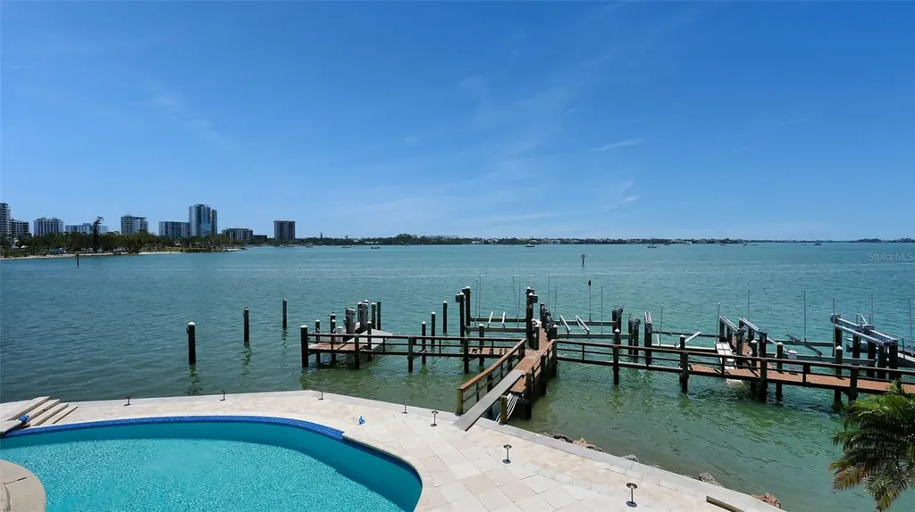 420 Golden Gate Point Sarasota FL 34236