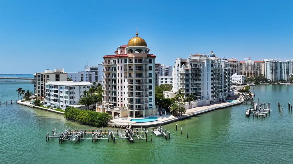 420 Golden Gate Point Sarasota FL 34236