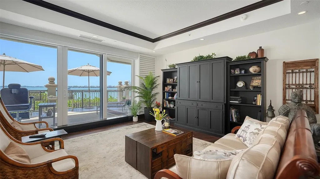 420 Golden Gate Point Sarasota FL 34236