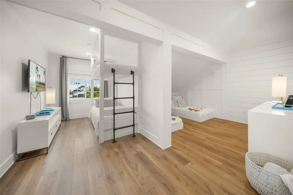 120 White Avenue Anna Maria FL 34216