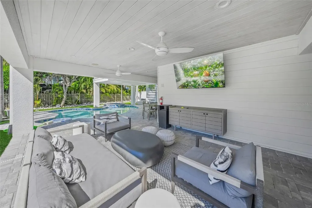 120 White Avenue Anna Maria FL 34216