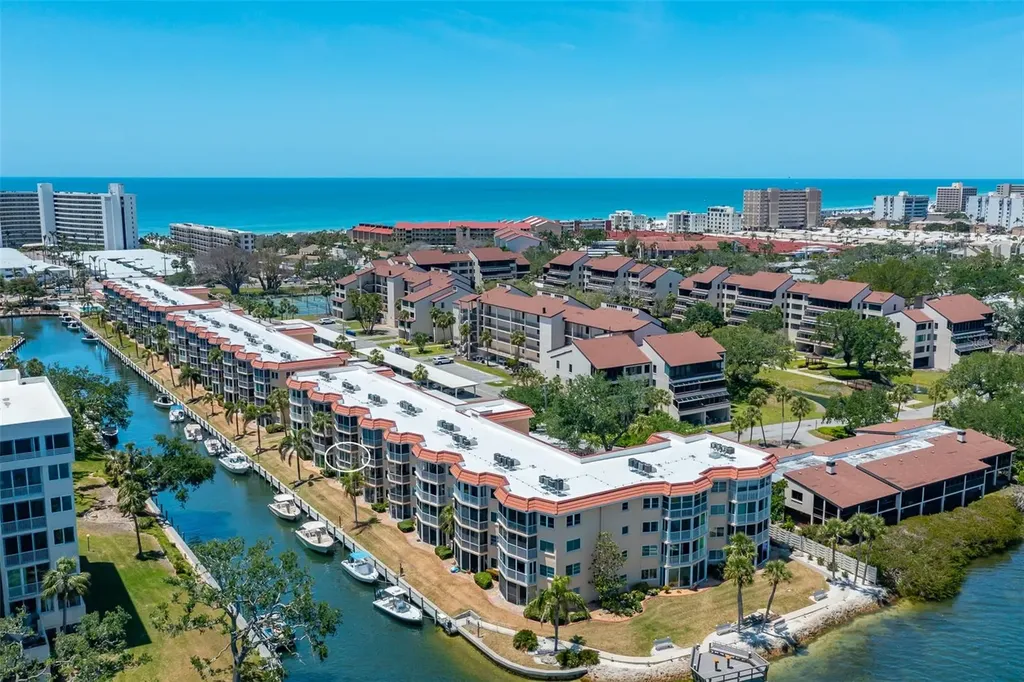 1350 N Portofino Drive Sarasota FL 34242