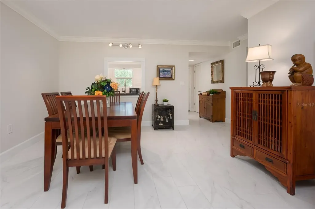 1350 N Portofino Drive Sarasota FL 34242