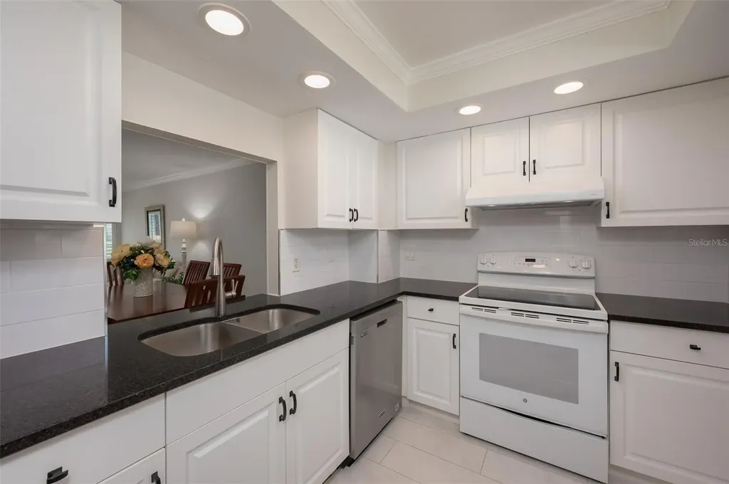 1350 N Portofino Drive Sarasota FL 34242