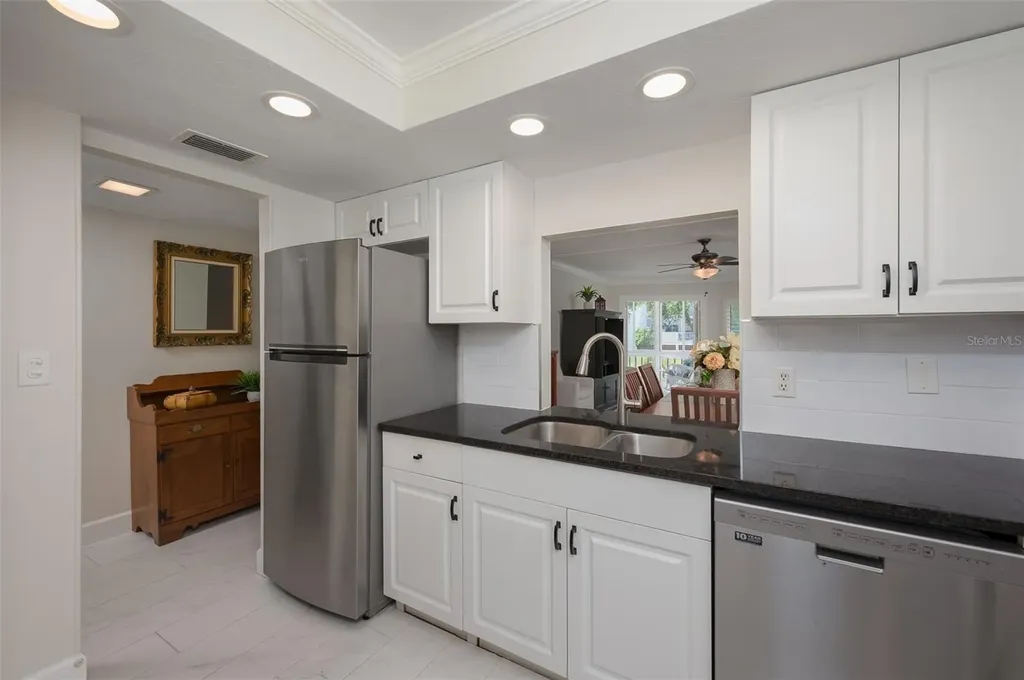 1350 N Portofino Drive Sarasota FL 34242