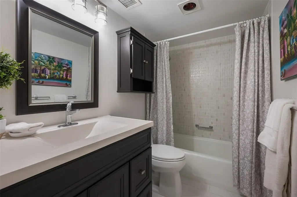 1350 N Portofino Drive Sarasota FL 34242