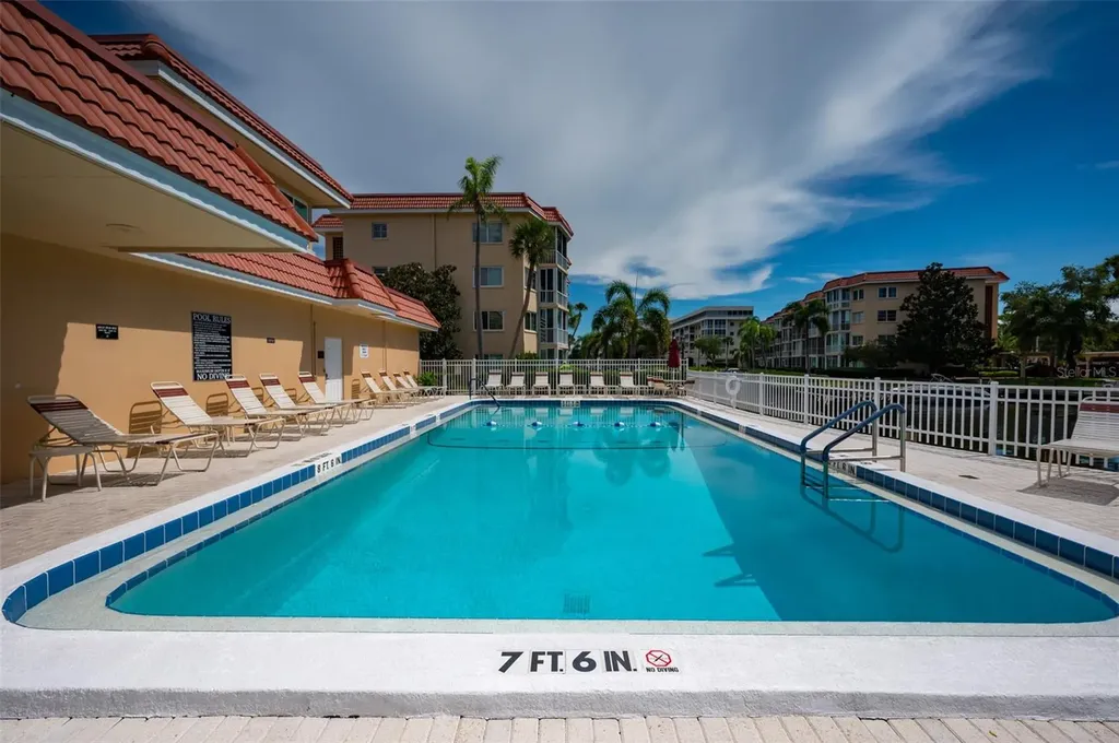 1350 N Portofino Drive Sarasota FL 34242