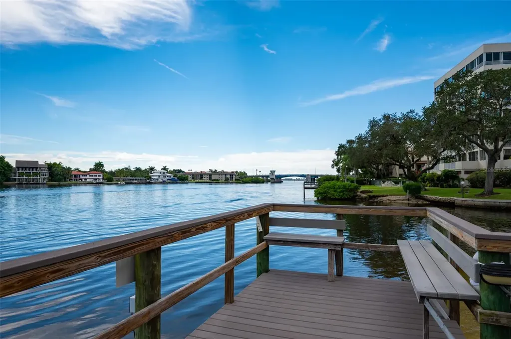 1350 N Portofino Drive Sarasota FL 34242