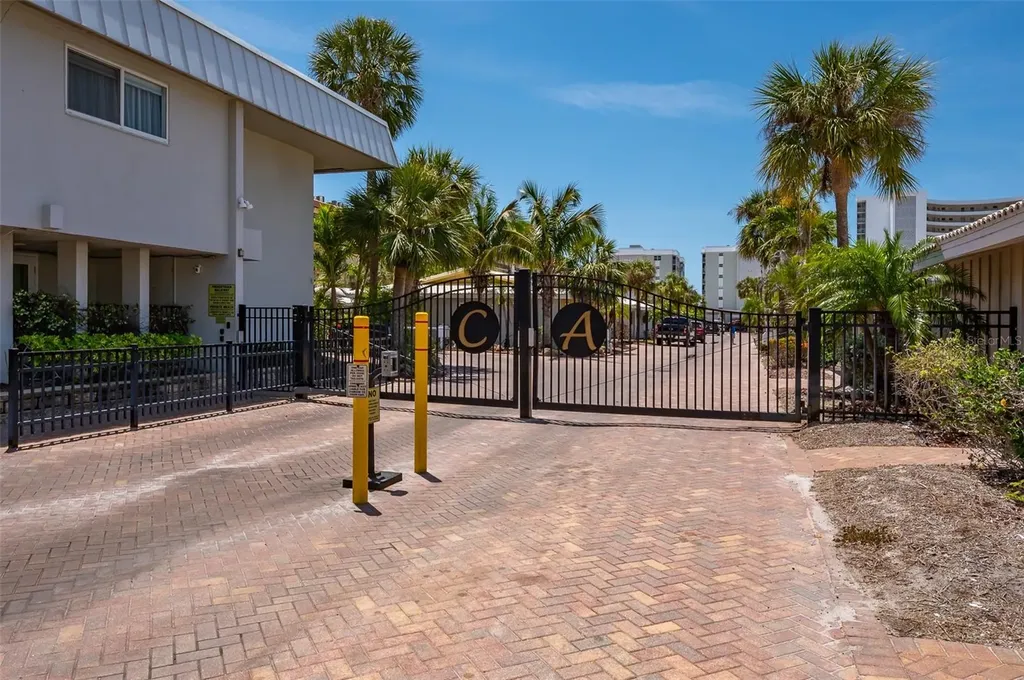 1350 N Portofino Drive Sarasota FL 34242