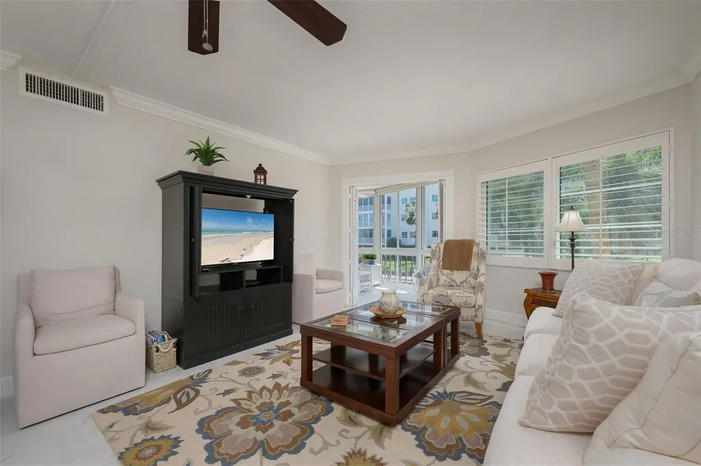 1350 N Portofino Drive Sarasota FL 34242