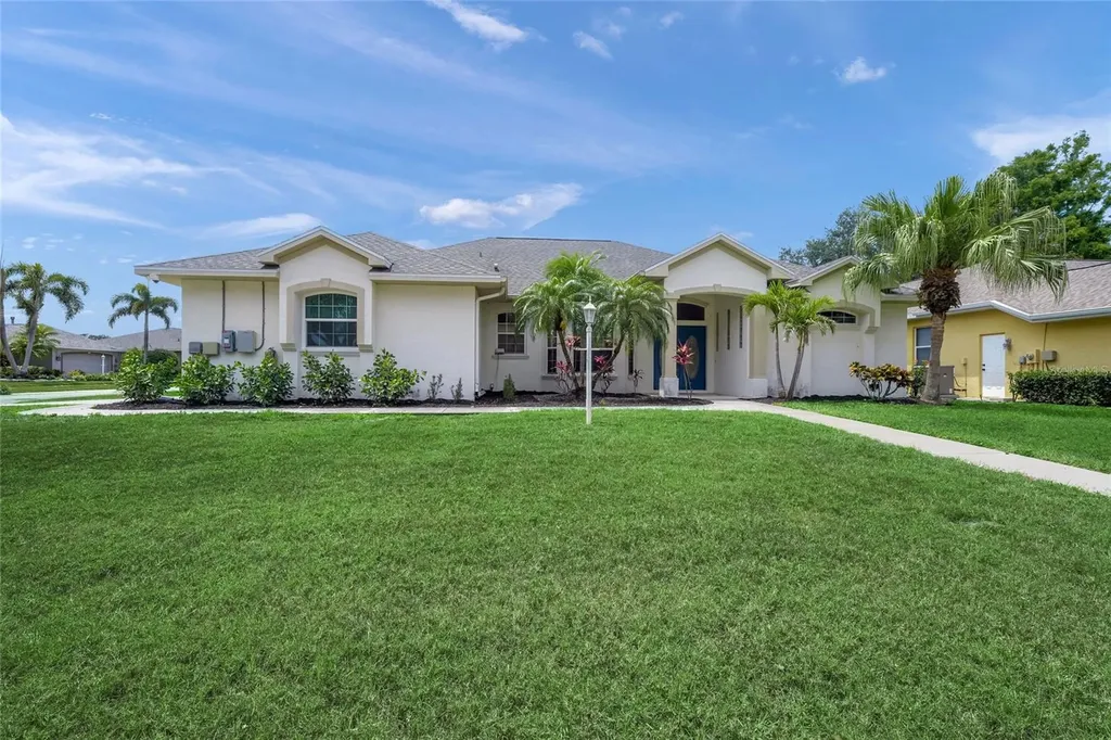 5226 Magnolia Pond Drive Sarasota FL 34233